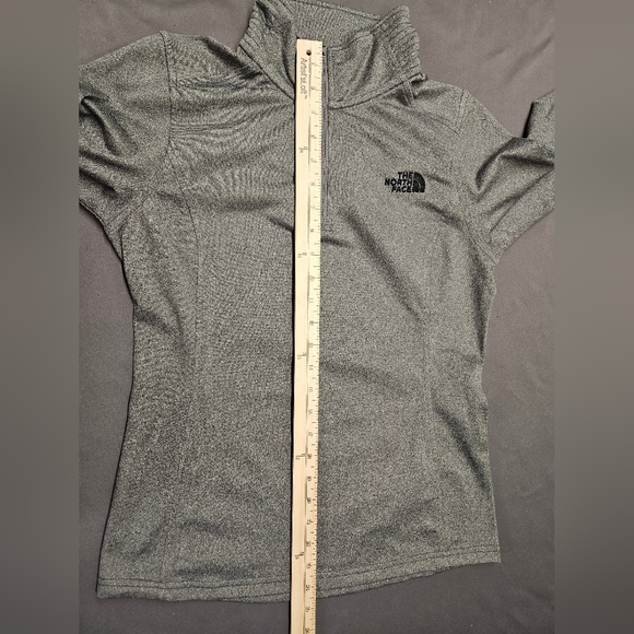The North Face Glacier Gray 1/4 Zip Fleece Pullover Sweater Size: Small - Picture 6 of 6